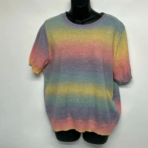 SHEIN Tops - SHEIN  size large, short sleeve knit, rainbow ombre top